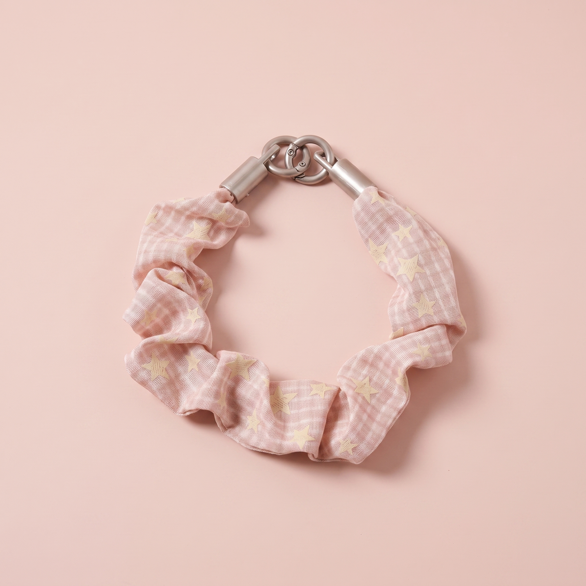 Srunchie style hand strap